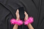 Faux Fur Handcuffs – Soft Plush Wrist Restraints for Couples & Costume Parties - Image 4